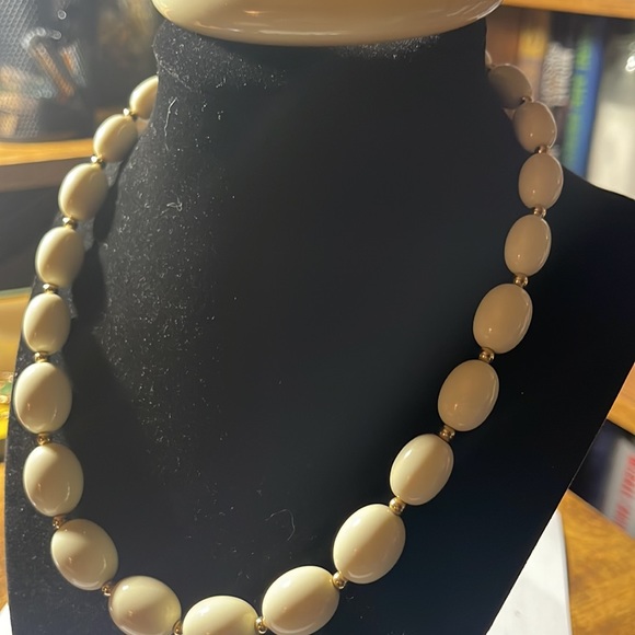 Vintage Monet - Picture 2 of 4